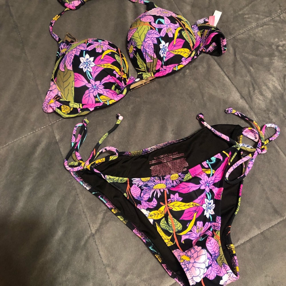 VS Swimsuit set